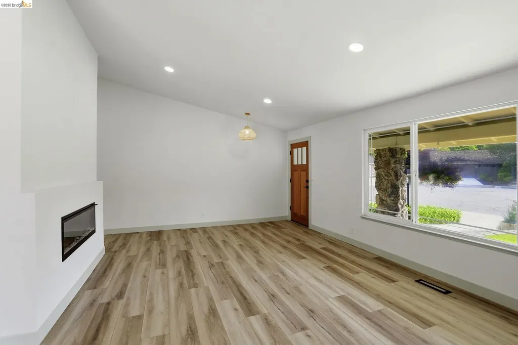 2438 Merritt Place Livermore CA 94550