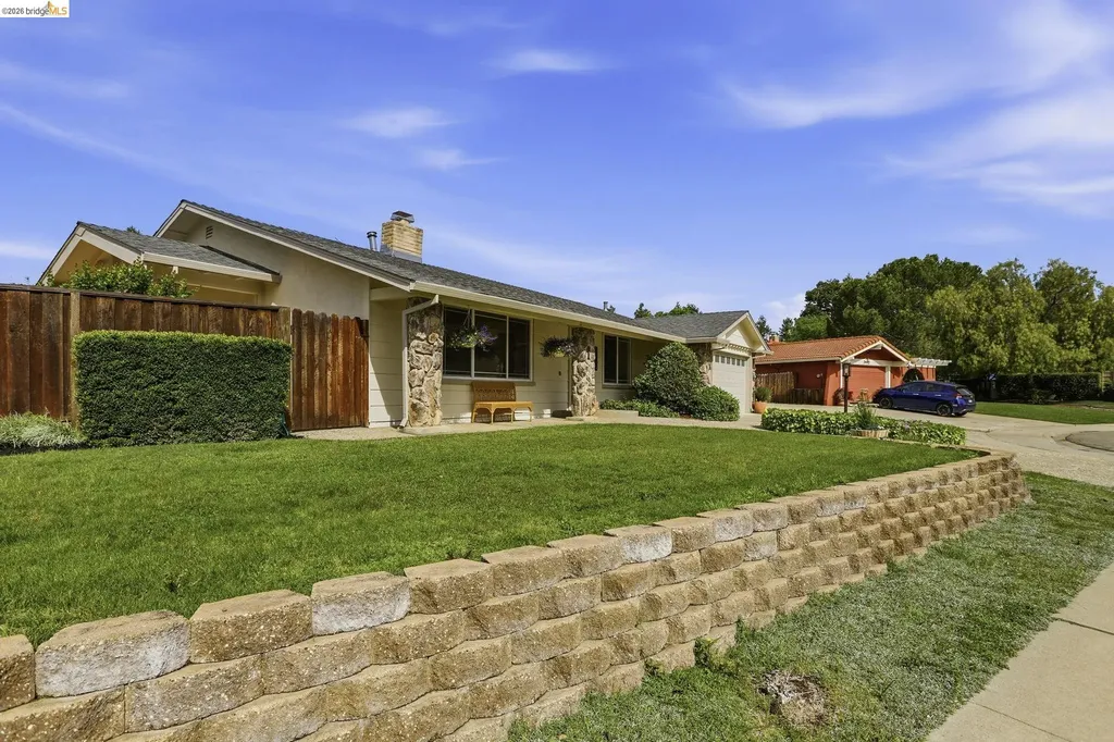 2438 Merritt Place Livermore CA 94550