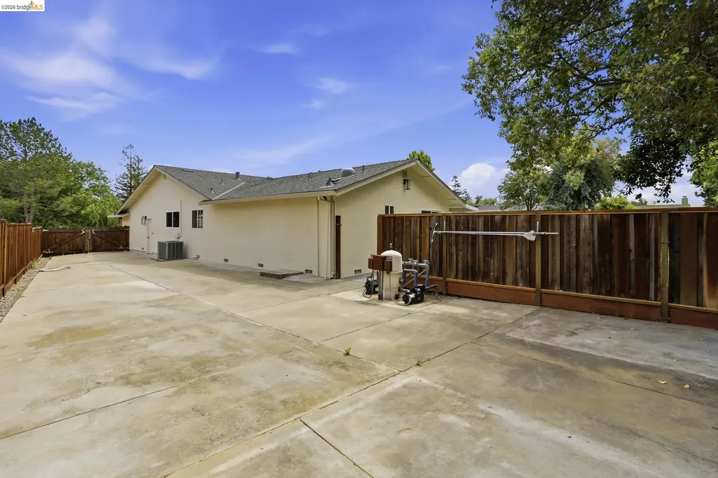 2438 Merritt Place Livermore CA 94550