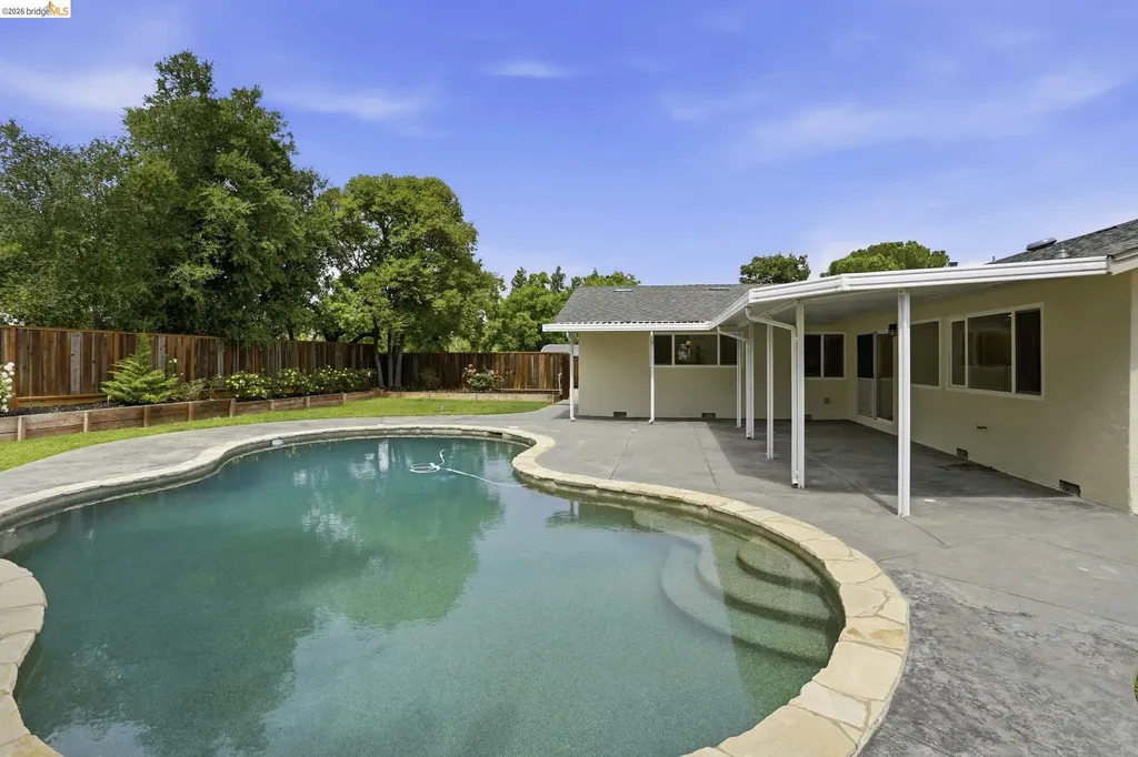 2438 Merritt Place Livermore CA 94550