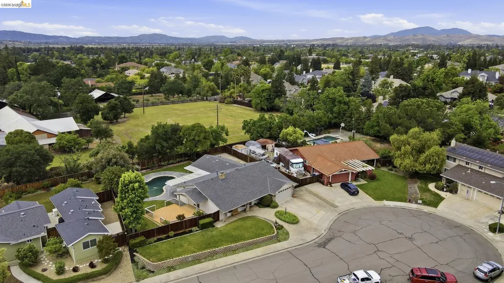 2438 Merritt Place Livermore CA 94550