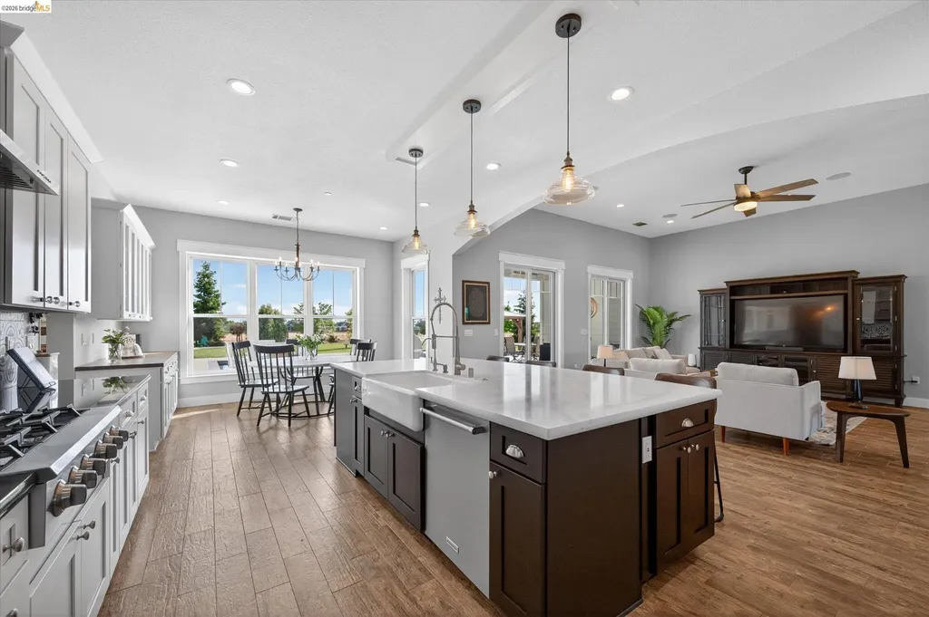 2151 Bartels Drive Brentwood CA 94548