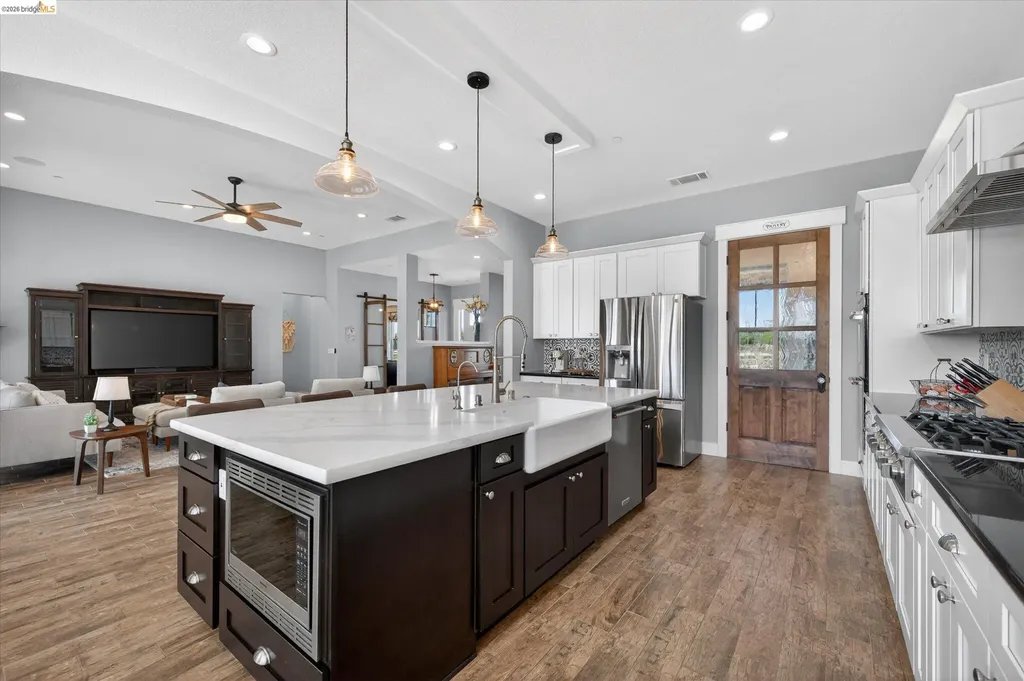 2151 Bartels Drive Brentwood CA 94548