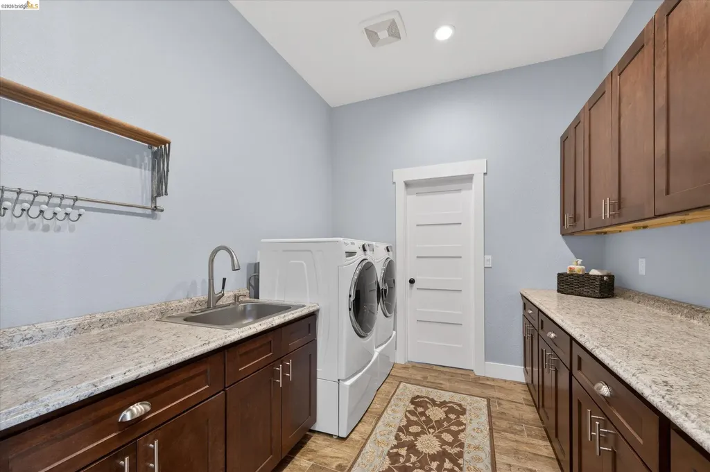 2151 Bartels Drive Brentwood CA 94548