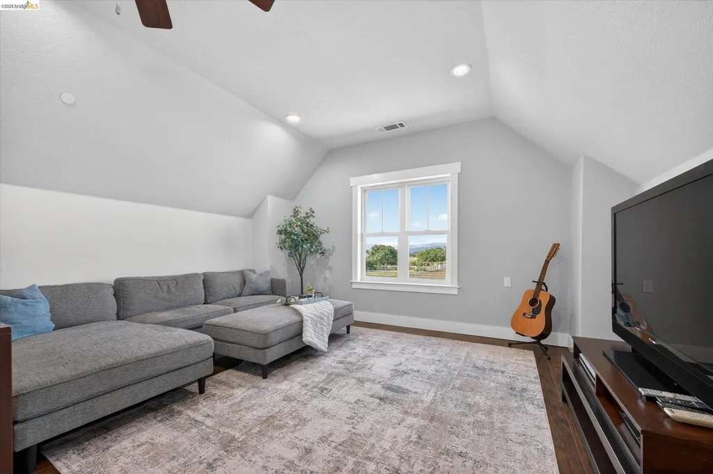 2151 Bartels Drive Brentwood CA 94548