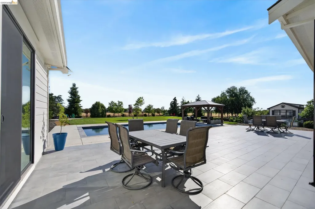 2151 Bartels Drive Brentwood CA 94548