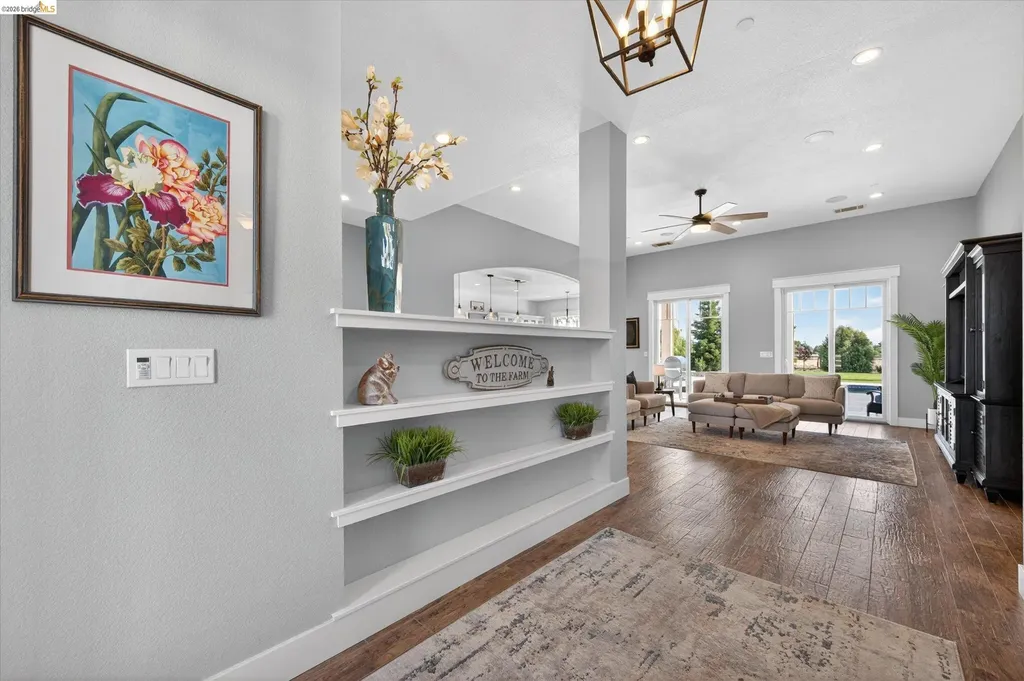 2151 Bartels Drive Brentwood CA 94548