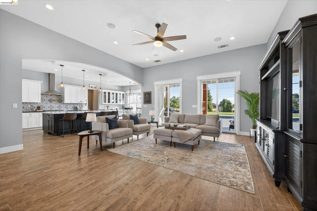 2151 Bartels Drive Brentwood CA 94548
