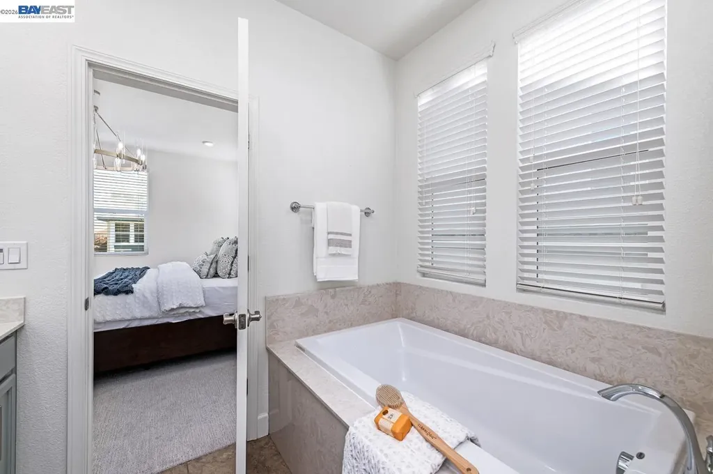 4247 Healdsburg Way Dublin CA 94568