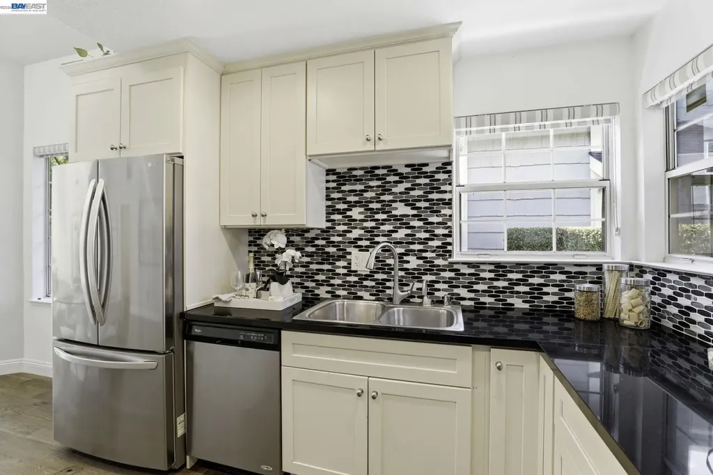 42525 Fern Circle Fremont CA 94538