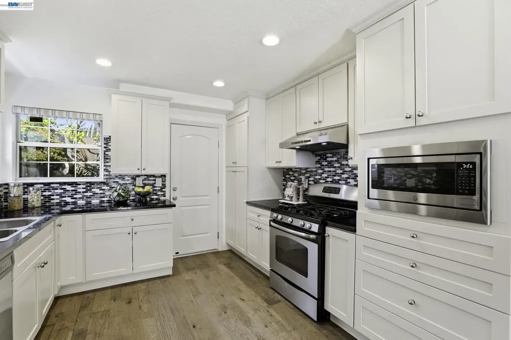 42525 Fern Circle Fremont CA 94538