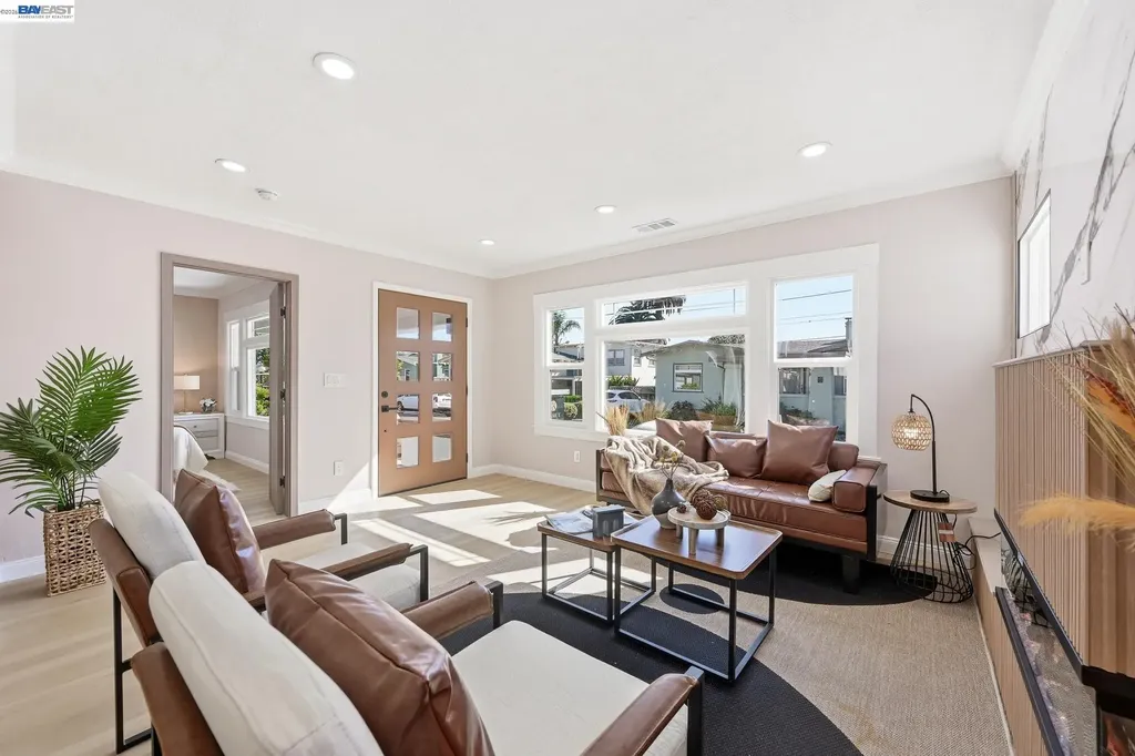 3277 Sterling Avenue Alameda CA 94501