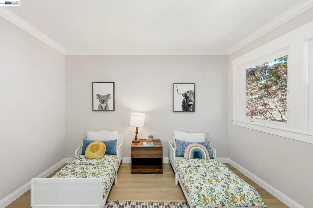 3277 Sterling Avenue Alameda CA 94501