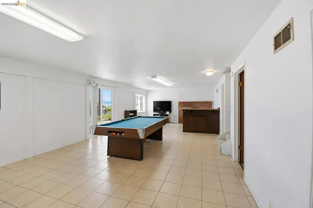 2205 Scenic Street El Cerrito CA 94530