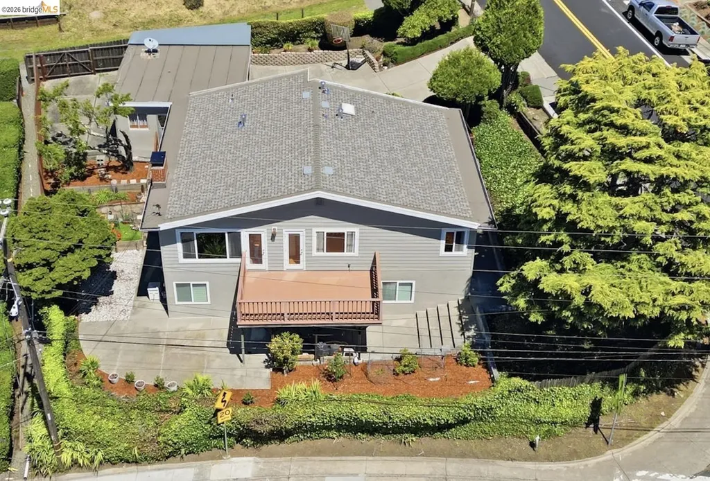 2205 Scenic Street El Cerrito CA 94530