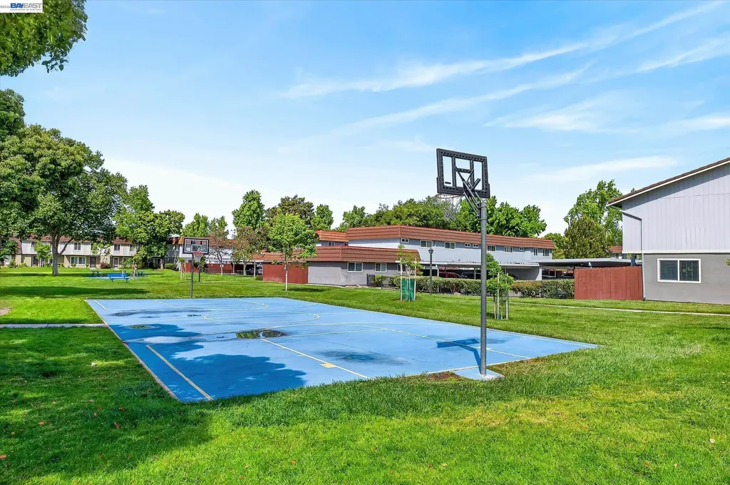 4416 Comanche Way Pleasanton CA 94588