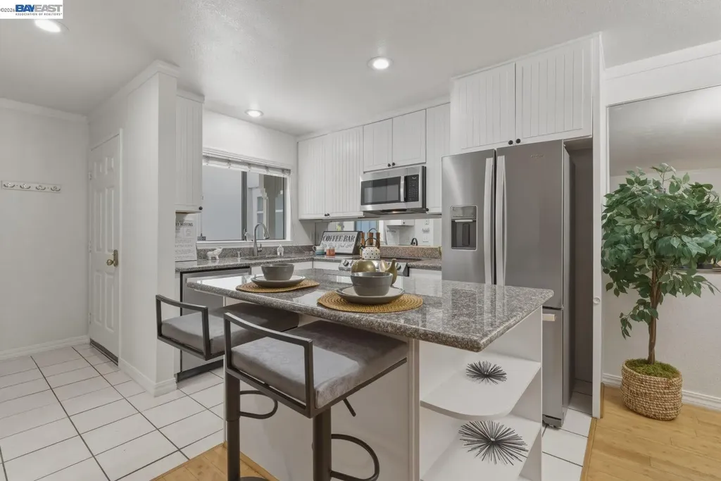 20153 Forest Avenue Castro Valley CA 94546