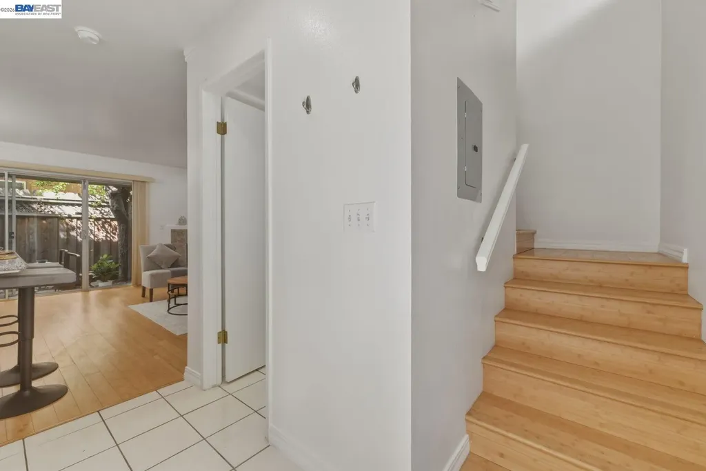 20153 Forest Avenue Castro Valley CA 94546