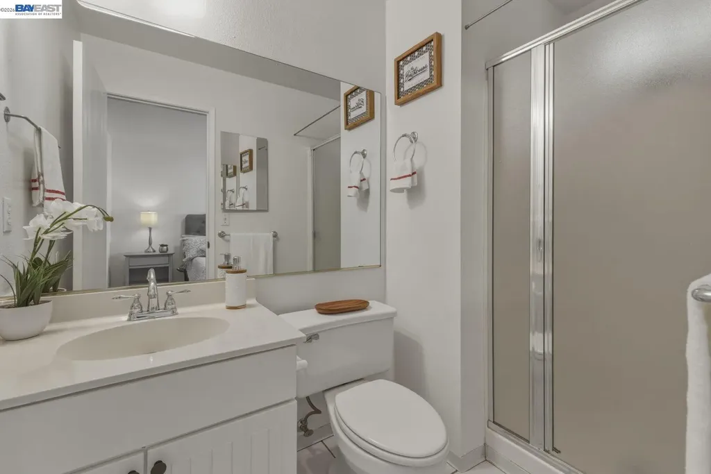 20153 Forest Avenue Castro Valley CA 94546