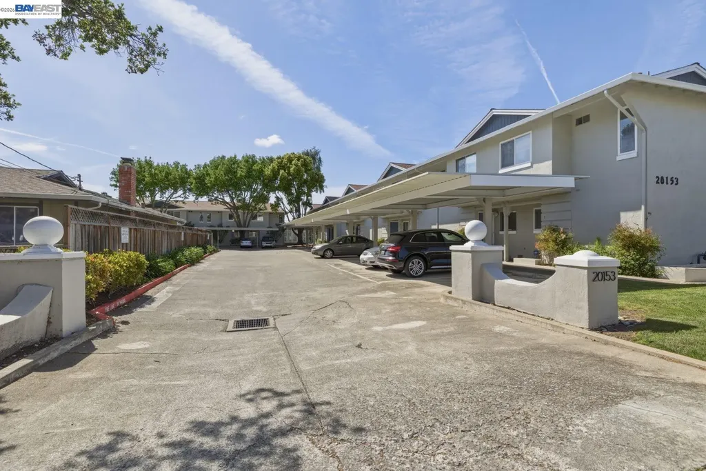 20153 Forest Avenue Castro Valley CA 94546