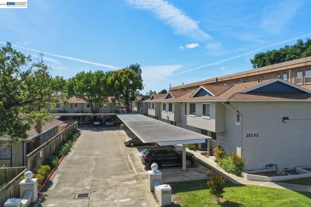 20153 Forest Avenue Castro Valley CA 94546