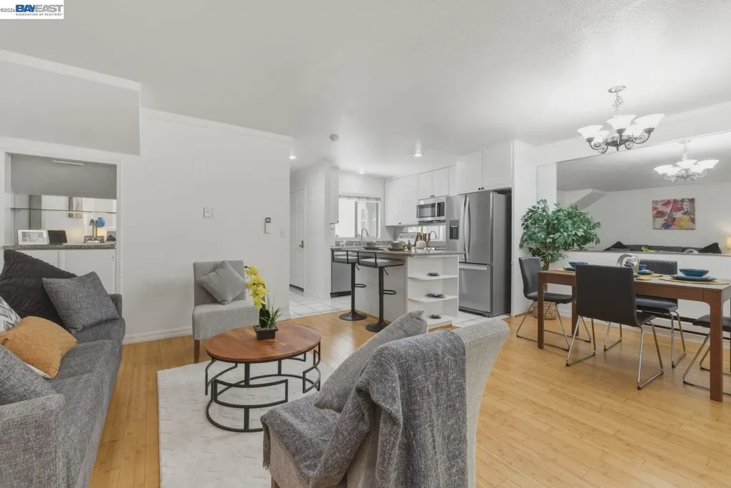 20153 Forest Avenue Castro Valley CA 94546