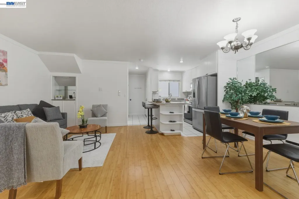 20153 Forest Avenue Castro Valley CA 94546