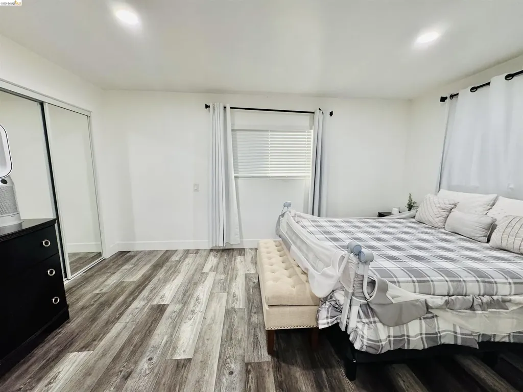 418 Douglas Avenue Oakland CA 94603