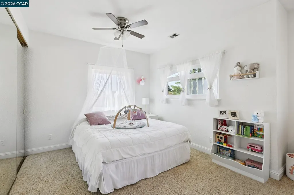 242 El Pueblo Place Clayton CA 94517
