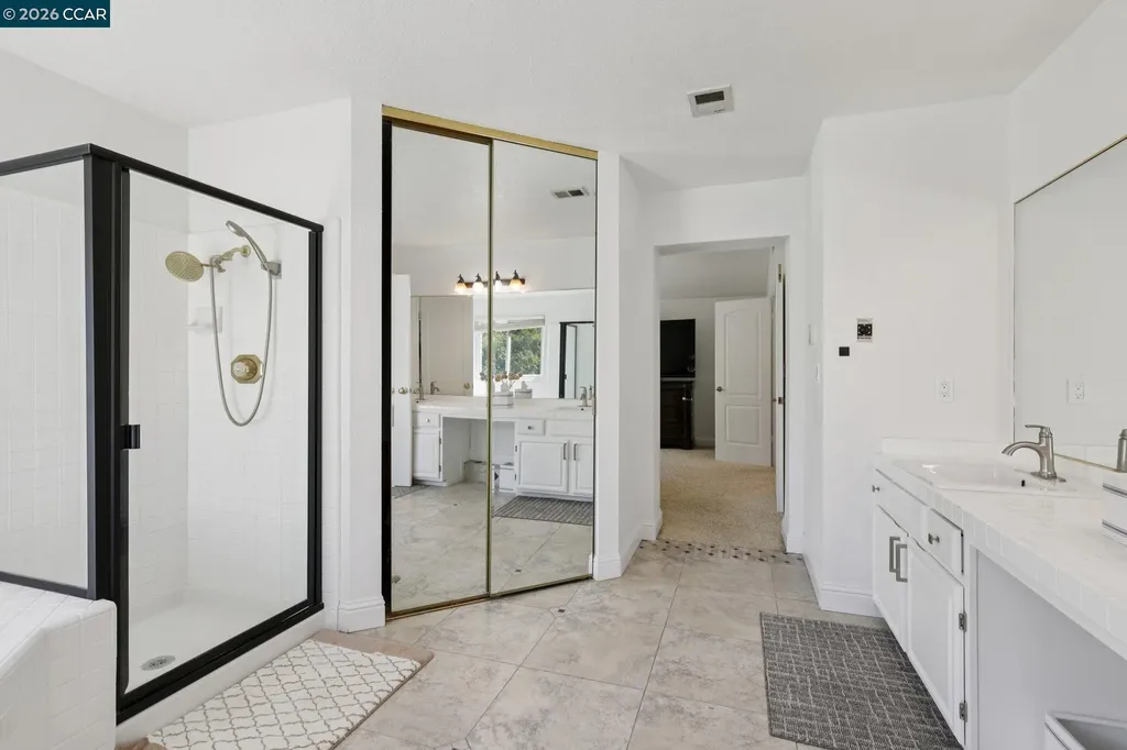 242 El Pueblo Place Clayton CA 94517