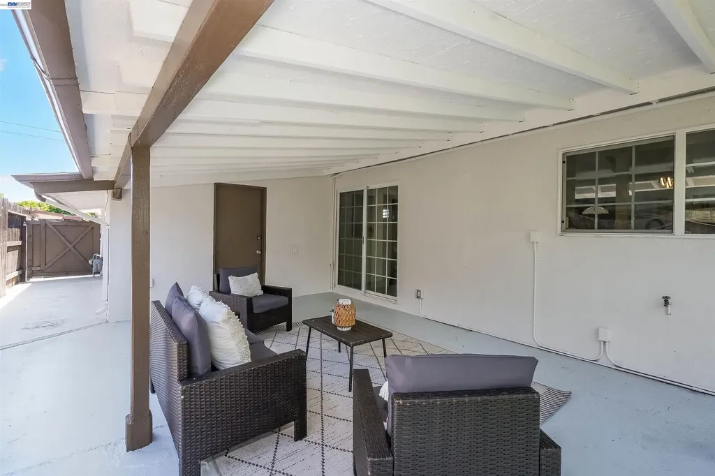 2571 Ocala Street Hayward CA 94545