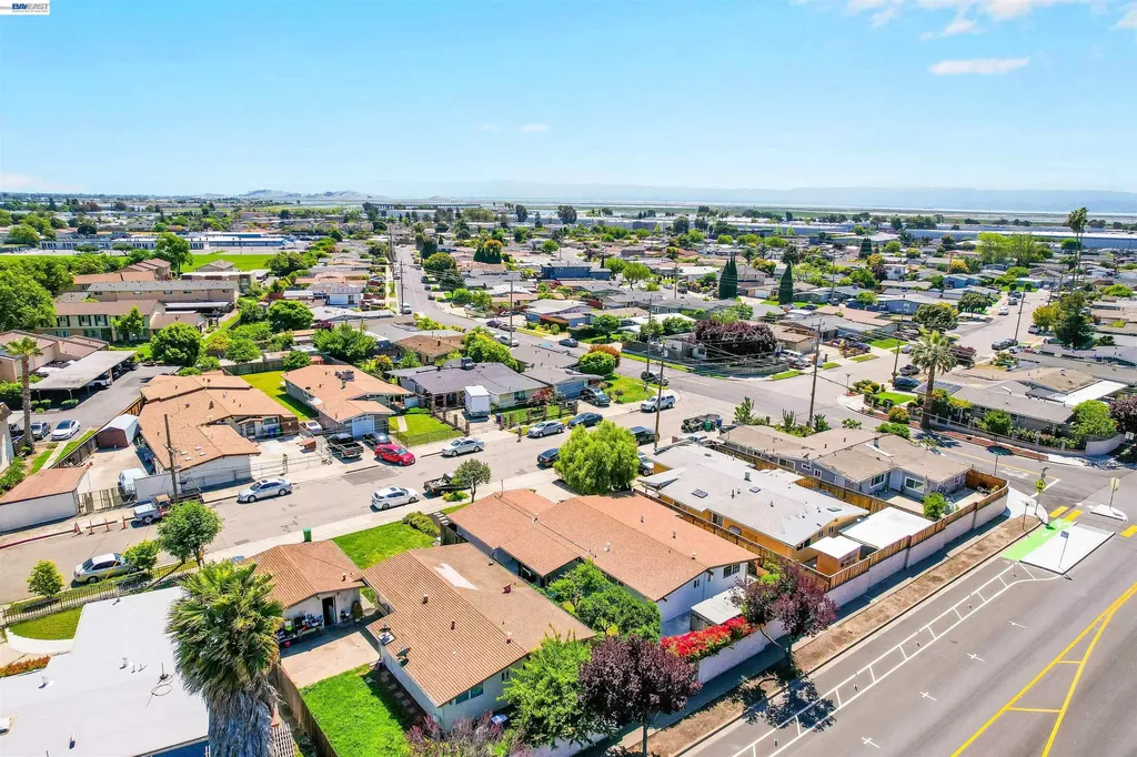 2571 Ocala Street Hayward CA 94545