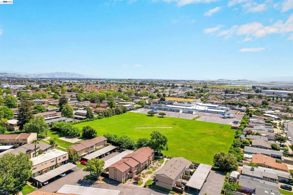 2571 Ocala Street Hayward CA 94545