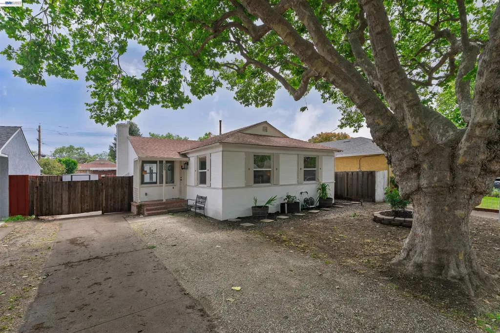 666 Via Pacheco San Lorenzo CA 94580