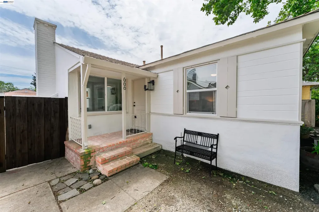 666 Via Pacheco San Lorenzo CA 94580