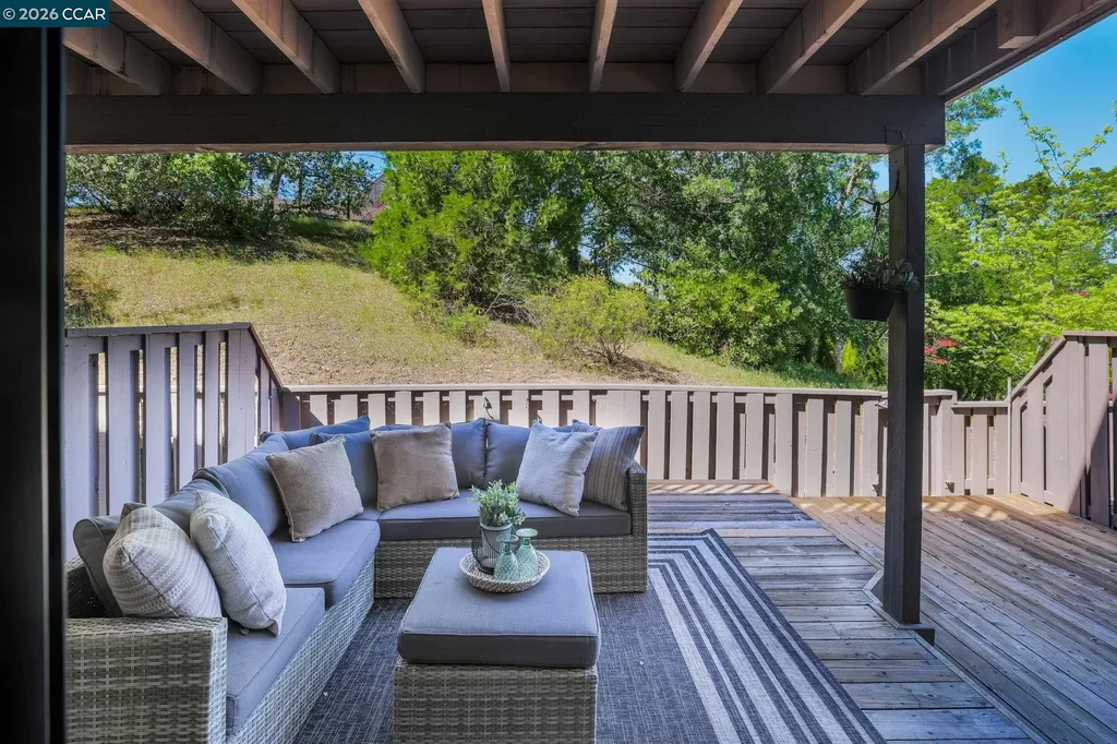 172 Haslemere Court Lafayette CA 94549