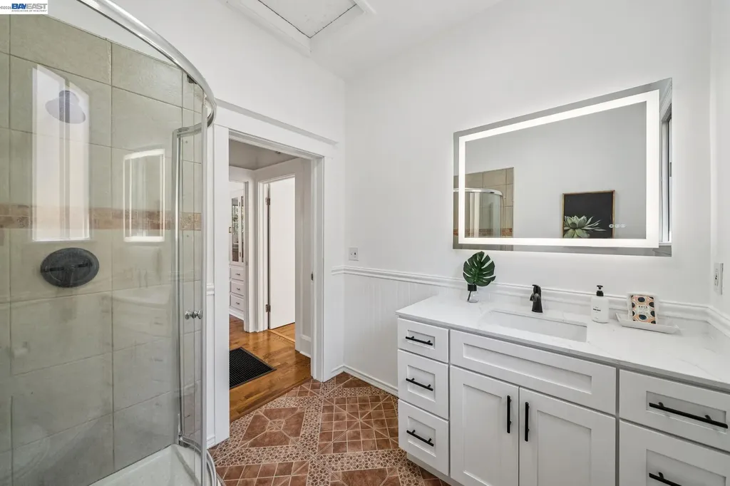 2135 Buena Vista Avenue Alameda CA 94501