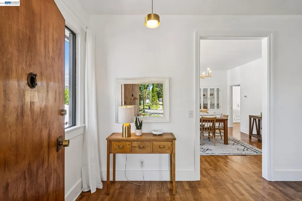 2135 Buena Vista Avenue Alameda CA 94501