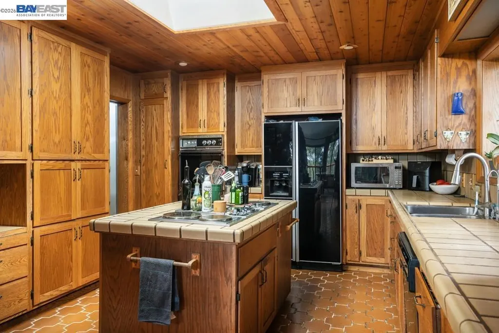 6727 Sunnyslope Avenue Castro Valley CA 94552