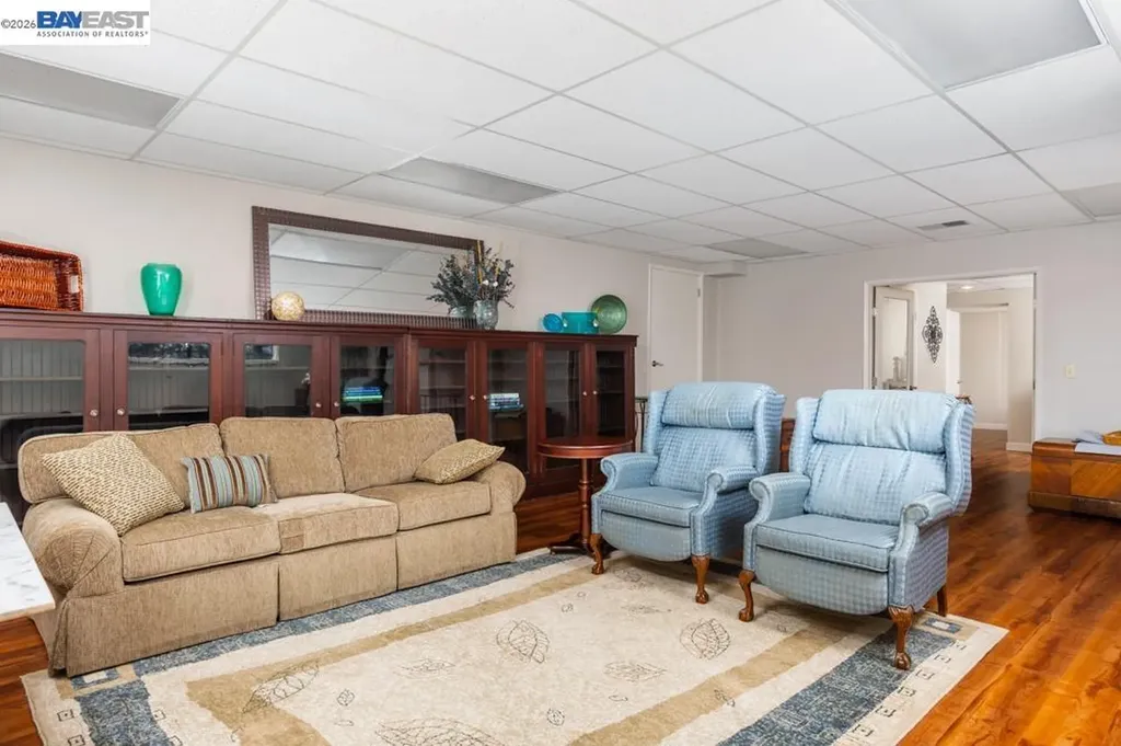 6727 Sunnyslope Avenue Castro Valley CA 94552