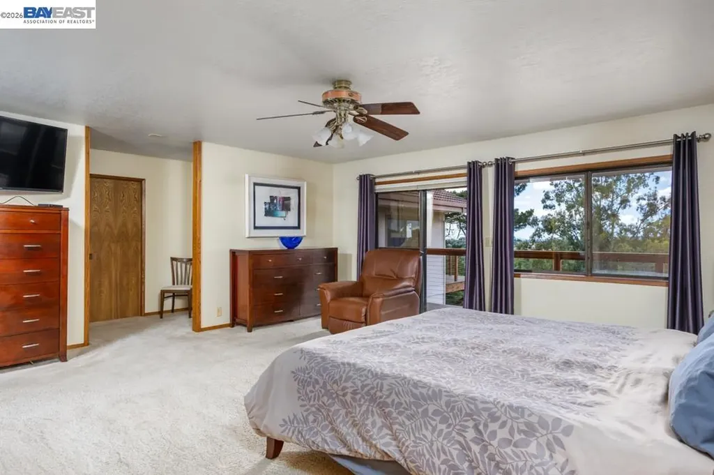 6727 Sunnyslope Avenue Castro Valley CA 94552