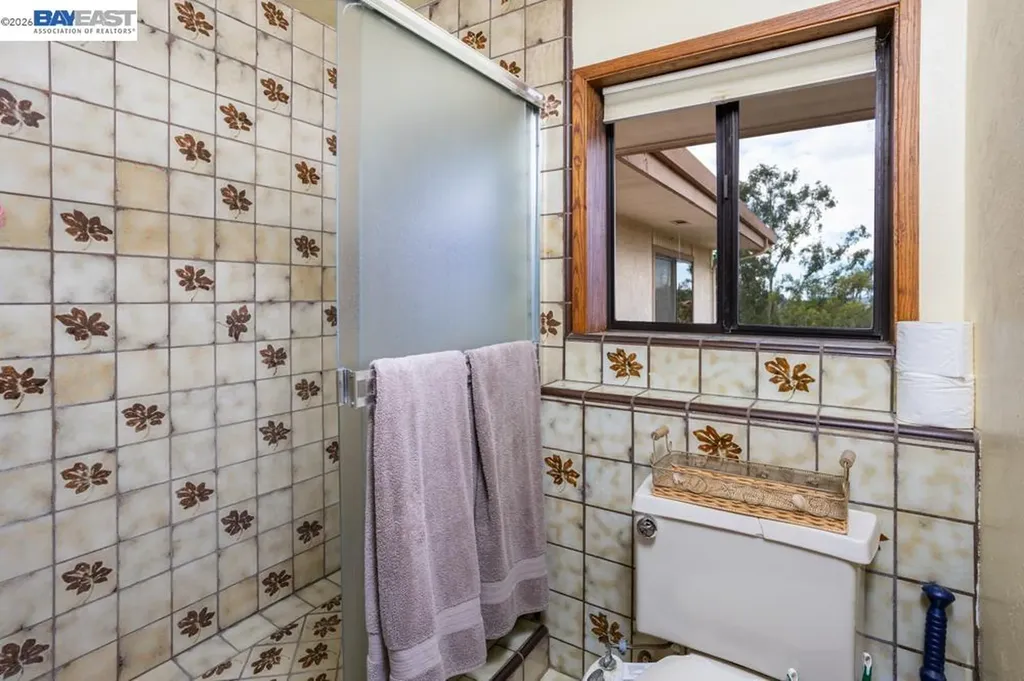 6727 Sunnyslope Avenue Castro Valley CA 94552
