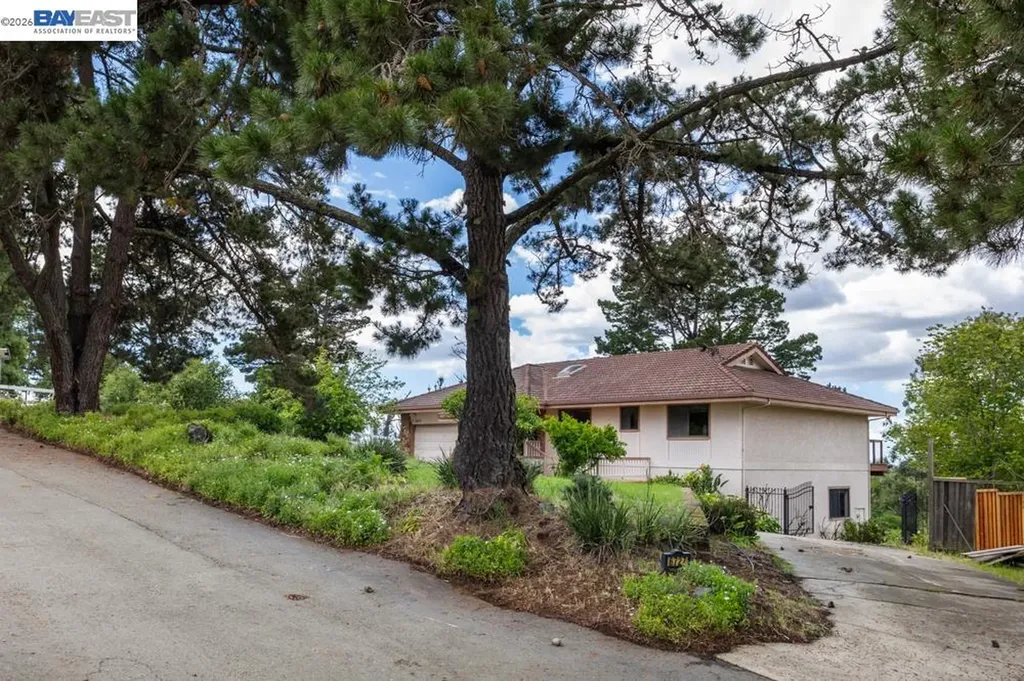 6727 Sunnyslope Avenue Castro Valley CA 94552