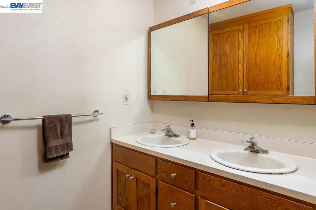 6727 Sunnyslope Avenue Castro Valley CA 94552