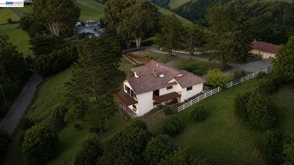 6727 Sunnyslope Avenue Castro Valley CA 94552