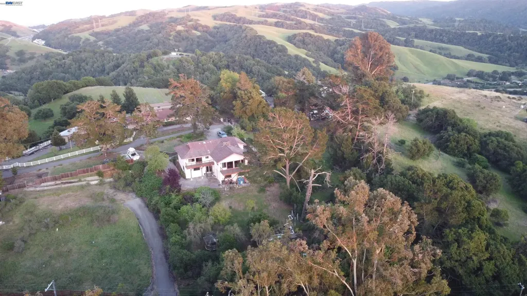 6727 Sunnyslope Avenue Castro Valley CA 94552