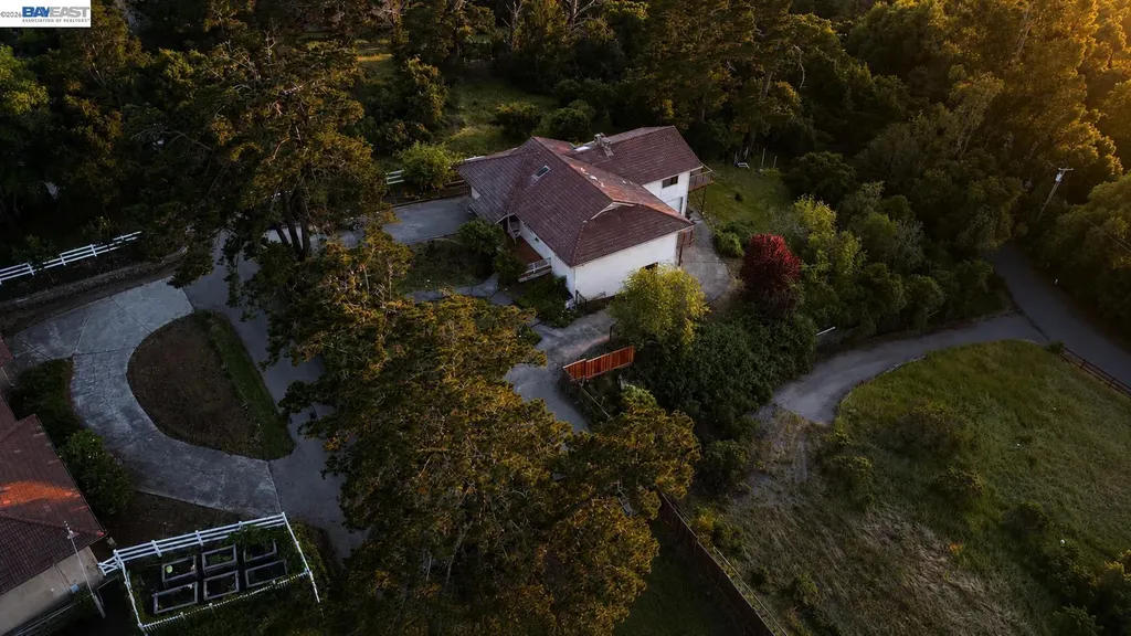 6727 Sunnyslope Avenue Castro Valley CA 94552