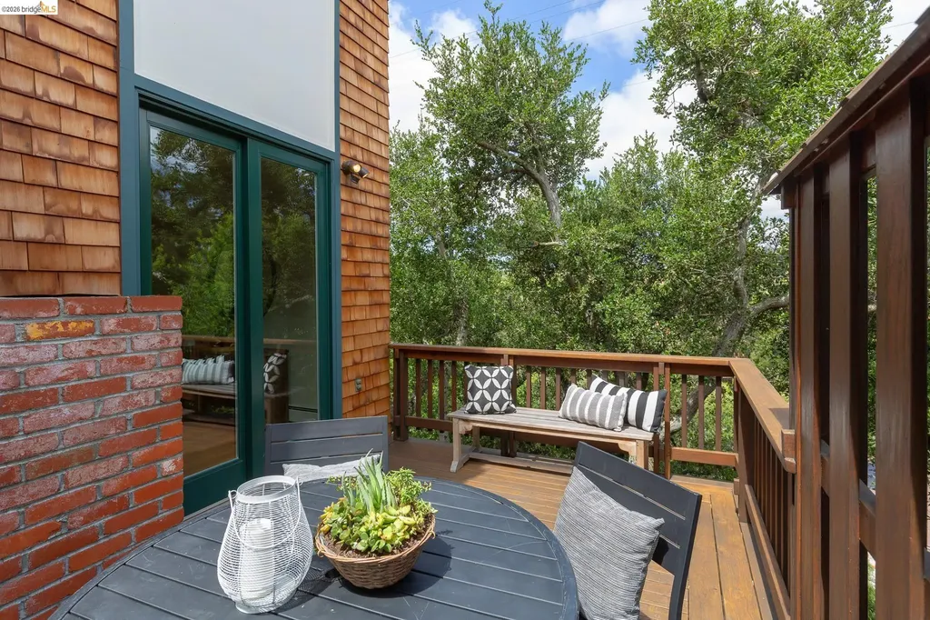 4 Cavendish Lane Piedmont CA 94602
