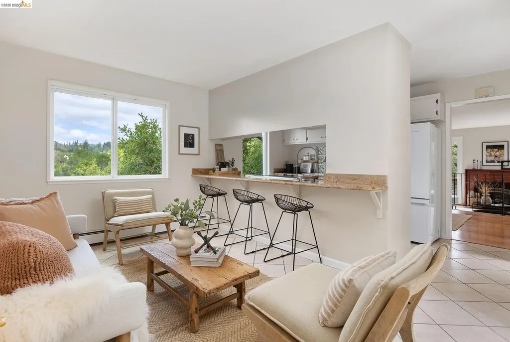 4 Cavendish Lane Piedmont CA 94602
