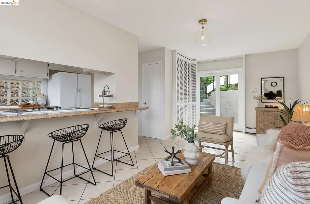 4 Cavendish Lane Piedmont CA 94602